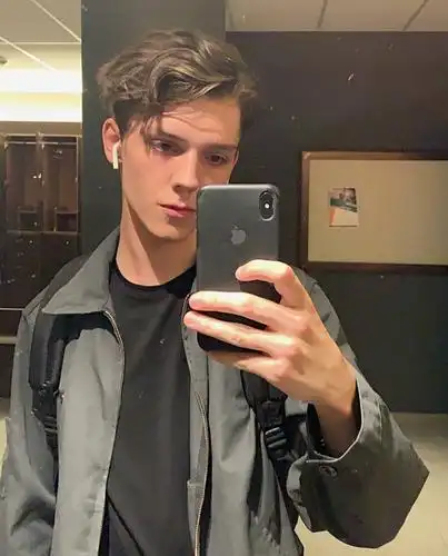 6686体育app钻石作者Yvette