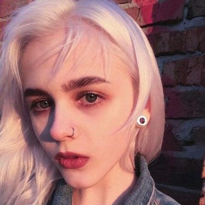 6686体育app初级作者綻放的紅塵