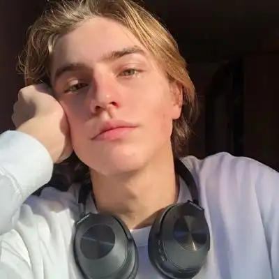 6686体育app特邀作者少女心事