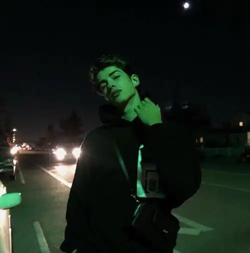 6686体育app铁牌作者Wolfgang