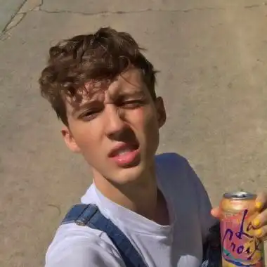 6686体育app银牌作者蜜棕马尾