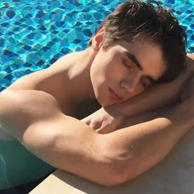 6686体育app初级作者Luna